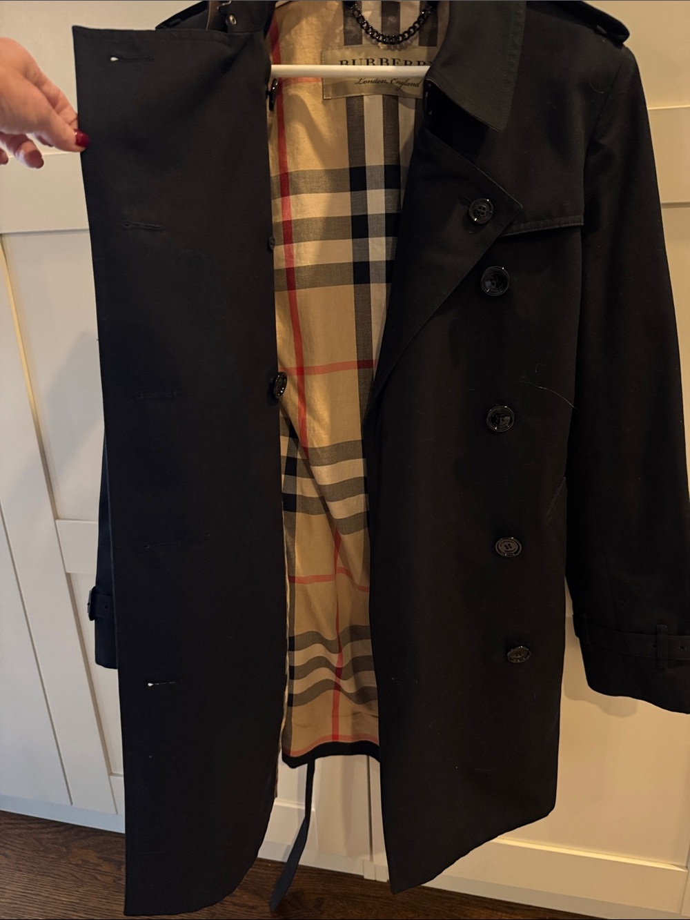 NWOT Authentic Burberry  Kensington Black Double-Breasted Trench Coat